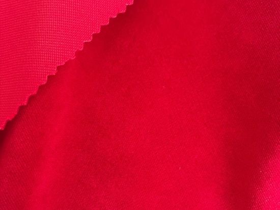 Tissu velours rouge – Élégance intense & qualité pro