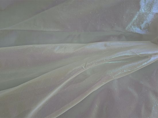 Voile Lamé Blanc Irisé 300 cm – Tissu Brillant Déco