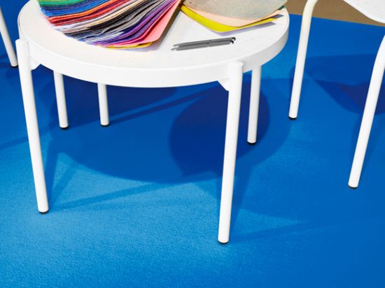 Moquette Aiguilletée de Stand Filmée 2m Cfl-s1